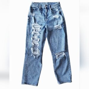 American Eagle 90s Boyfriend Jeans